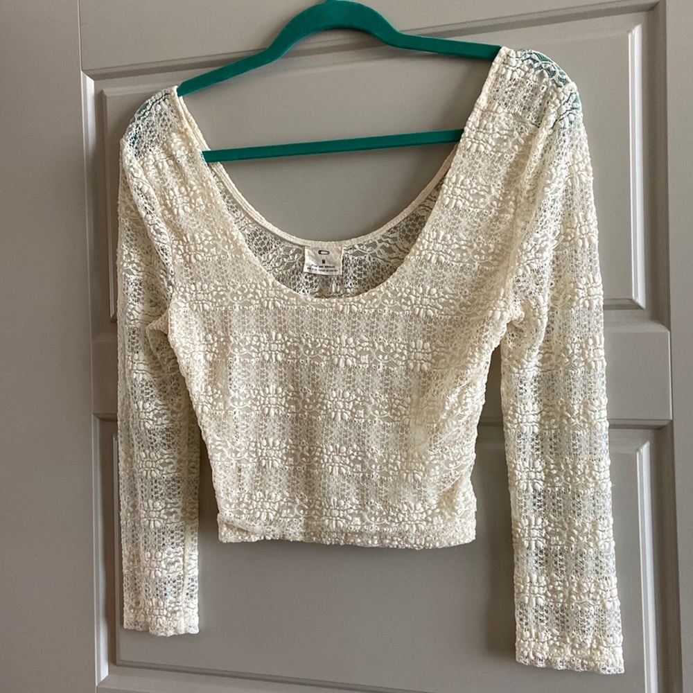Pins and needles ivory 3/3 sleeve knit top size M